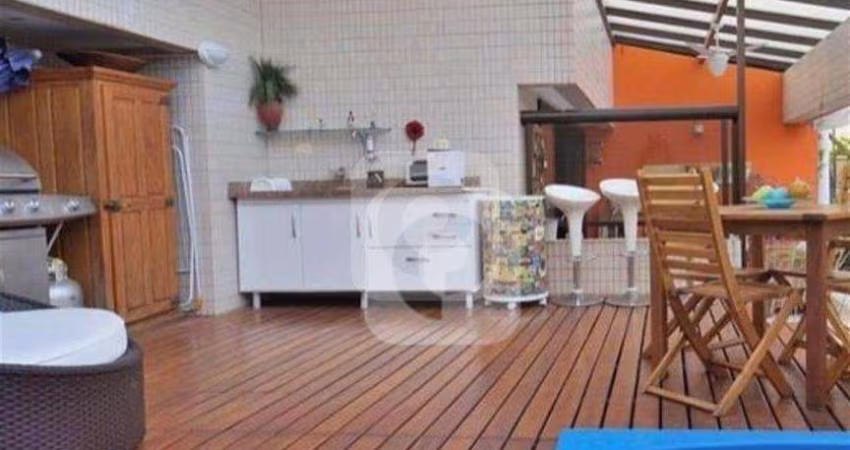 Cobertura 4 quartos, sendo 2 suítes