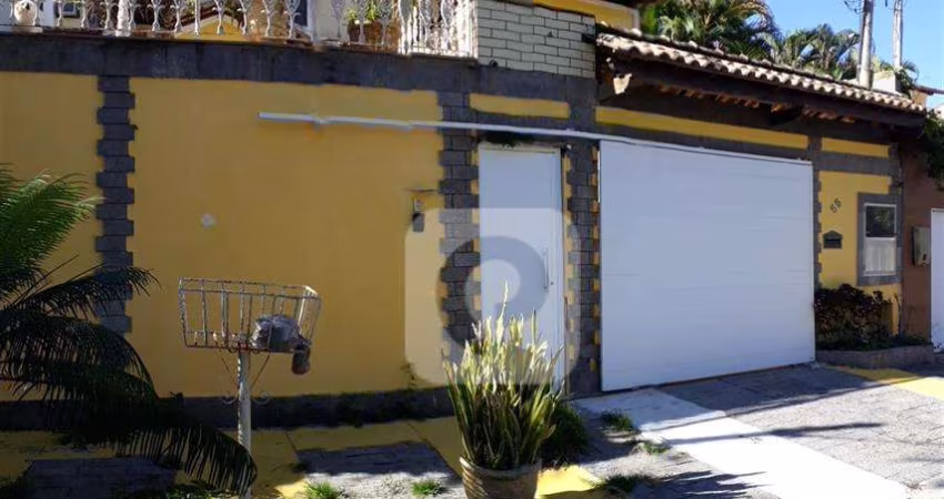 SELECIONE - Casa de Condomínio 4 quartos