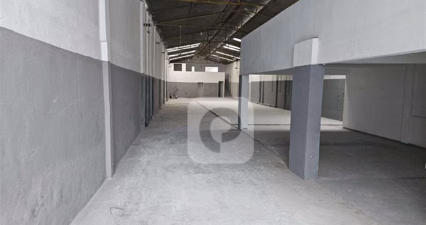 Patrimovel vende Prédio comercial com Galpão e 11 metros de frente