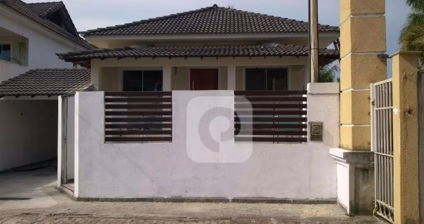 SELECIONE - Casa de Condomínio 3 quartos, sendo 1 suíte