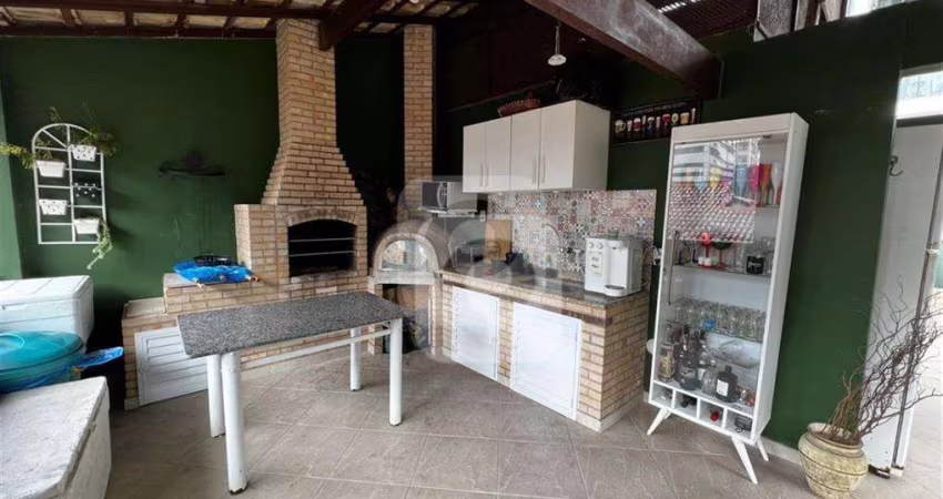 0 - Casa 3 quartos, sendo 3 suítes
