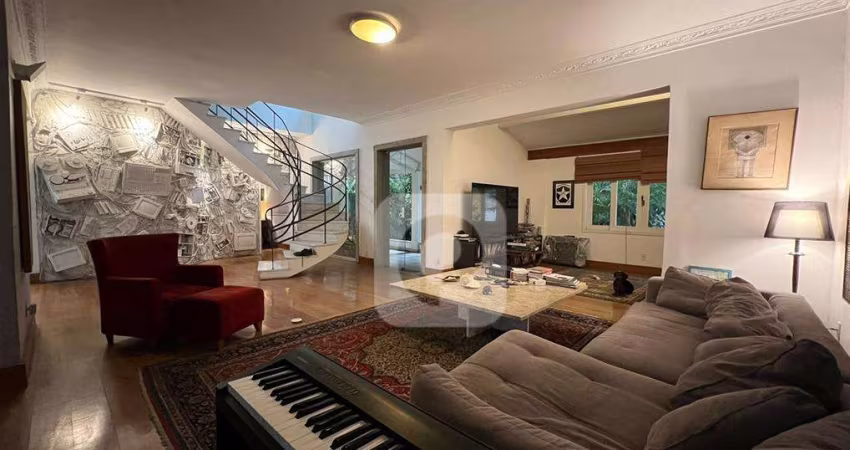 Casa no Humaitá (Excelente Residencial ou Comercial)