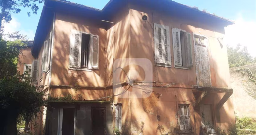 Casarão de 7 quartos no Alto da Boa VIsta