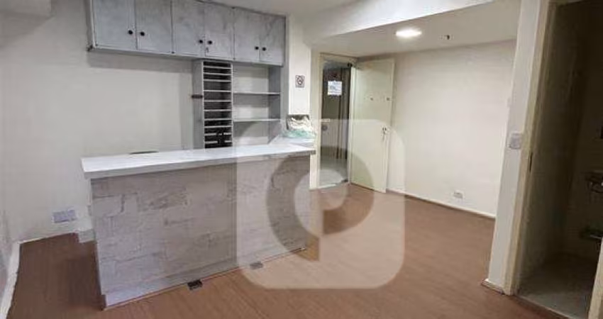 SALA COMERCIAL DE MEDICO DIVIDIDA EM AMBIENTES