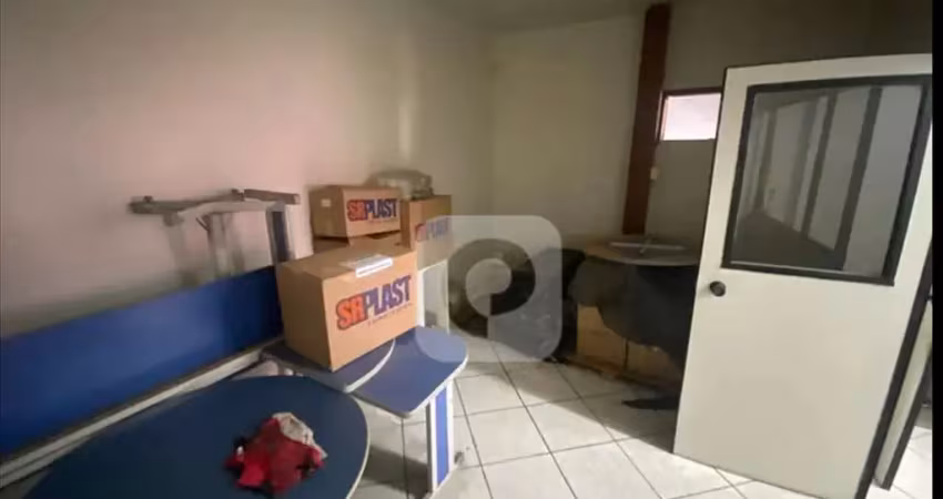Barracão / Galpão / Depósito à venda na Rua Maba, Parada de Lucas, Rio de Janeiro