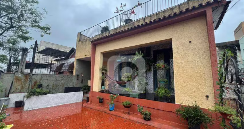 Casa multifuncional à venda no tradicional bairro do cachambi