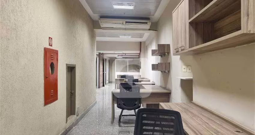 Prédio comercial de 10 andares e 974m² no centro da cidade á venda