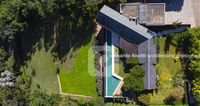 Casa com 4 Quartos à venda,476 mts - Araras