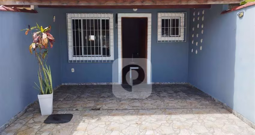 Casa com 1 quarto à venda na Rua Álvares de Castro, Centro, Maricá
