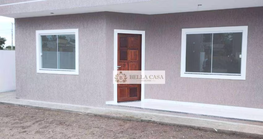 Casa com 2 dormitórios à venda, 80 m² por R$ 230.000,00 - Itatiquara - Araruama/RJ