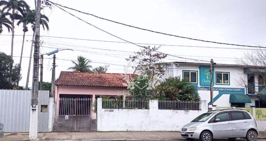 Casa com 2 dormitórios para alugar, 100 m² por R$ 10.270,00/mês - Centro - Araruama/RJ