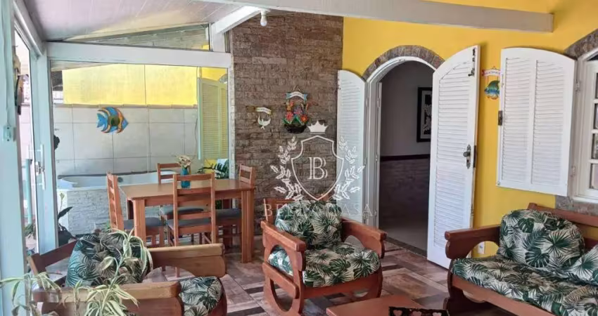 Casa com 3 dormitórios à venda, 260 m² por R$ 2.000.000,00 - Foguete - Cabo Frio/RJ