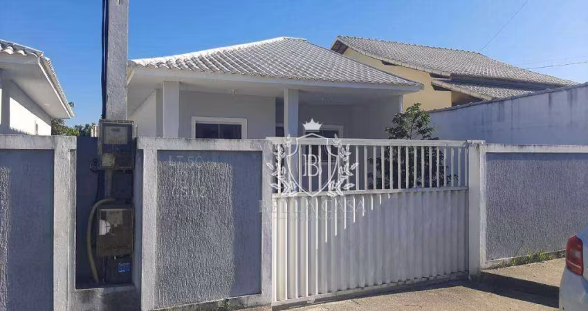 Casa com 2 dormitórios à venda, 90 m² por R$ 290.000,00 - Fazendinha - Araruama/RJ