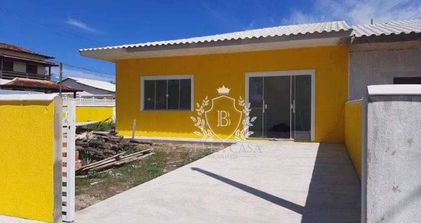 Casa com 3 dormitórios à venda, 82 m² por R$ 380.000,00 - Coqueiral - Araruama/RJ