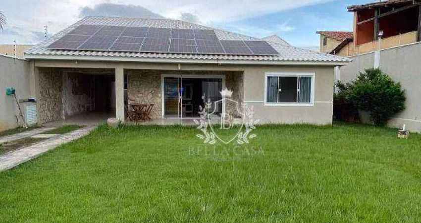 Casa com 4 dormitórios à venda, 181 m² por R$ 650.000,00 - Coqueiral - Araruama/RJ