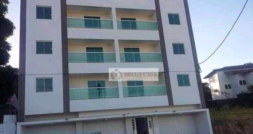 Apartamento com 2 dormitórios para alugar, 80 m² por R$ 2.160,00/mês - Centro - Araruama/RJ