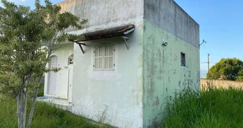 Casa à venda, 1 quarto, 1 vaga, Jardim Califórnia (morro Grande) - Araruama/RJ