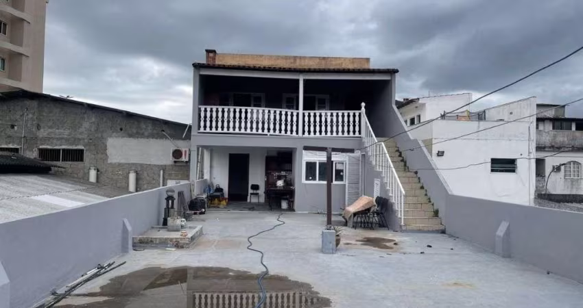 Casa com 6 dormitórios para alugar, 300 m² por R$ 7.000/mês - Braga - Cabo Frio/Rio de Janeiro