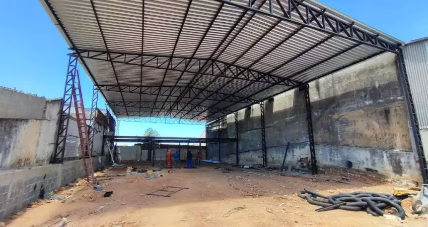 Galpão para alugar, 280 m² por R$ 7.500/mês - Coqueiral - Araruama/RJ