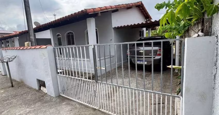 Casa com 4 dormitórios à venda, 250 m² por R$ 540.000,00 - Nossa Senhora de Nazaré - Araruama/RJ