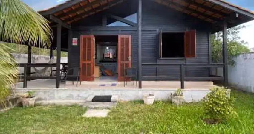 Casa com 2 dormitórios, 100 m² - venda por R$ 250.000,00 ou aluguel por R$ 2.650,00/mês - Ponte dos Leites - Araruama/RJ