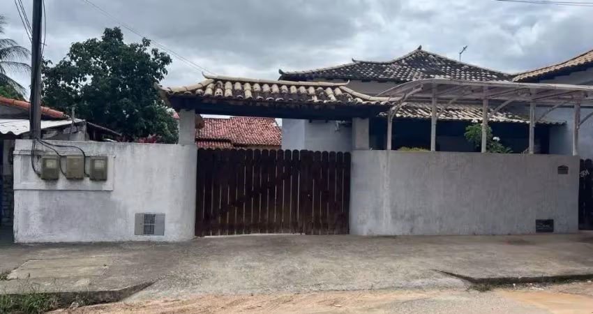 Casa com 3 dormitórios à venda, 450 m² por R$ 600.000 - Nossa Senhora de Nazaré - Araruama/RJ