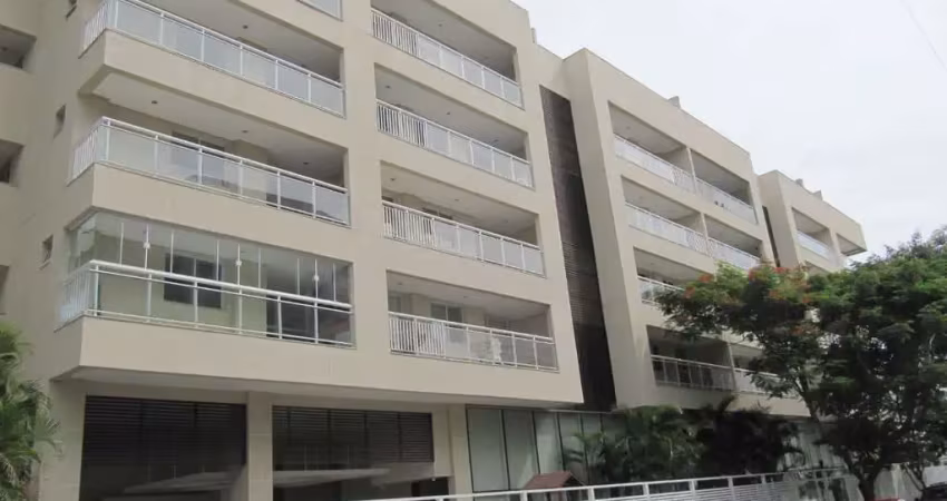 Apartamento com 2 dormitórios à venda, 70 m² por R$ 520.000,00 - Braga - Cabo Frio/RJ