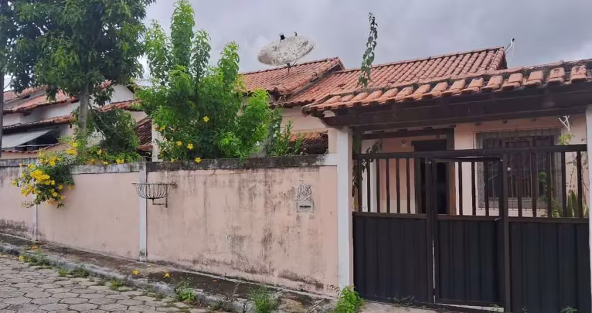 Casa com 3 dormitórios à venda, 72 m² por R$ 350.000 - Xv de Novembro - Araruama/RJ