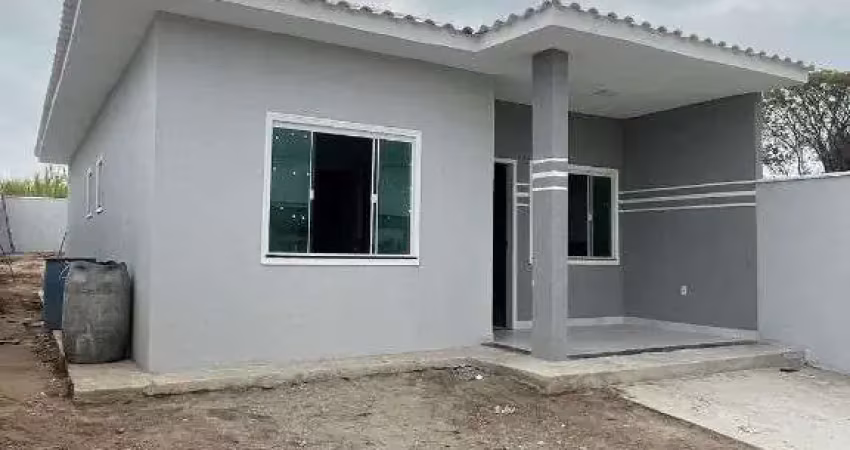 Casa com 2 dormitórios à venda, 70 m² por r$ 320.000,00 - praia do barbudo - araruama/rj