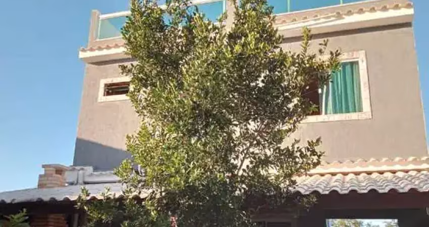 Casa com 3 dormitórios à venda, 146 m² por R$ 600.000,00 - Figueira - Arraial do Cabo/RJ