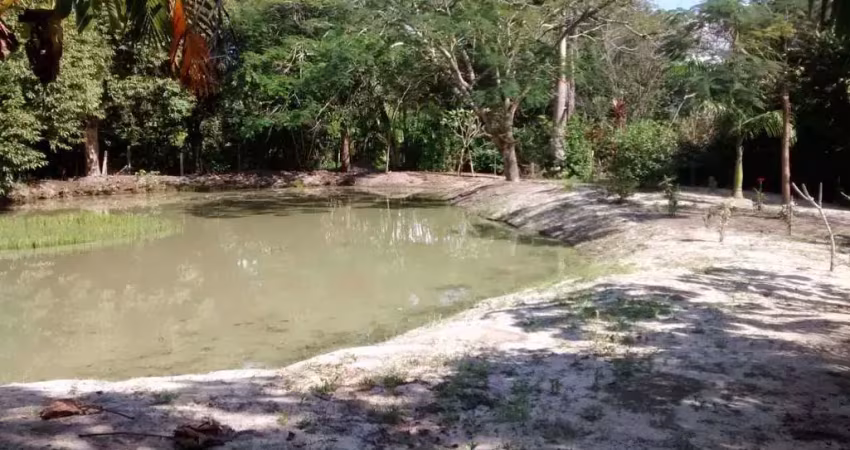 Sítio com 3 dormitórios à venda, 15000 m² por R$ 690.000,00 - Morro Grande - Araruama/RJ