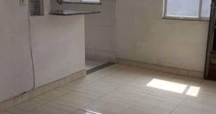 Kitnet com 1 dormitório à venda, 60 m² por R$ 100.000,00 - Ouro Verde - Nova Iguaçu/RJ