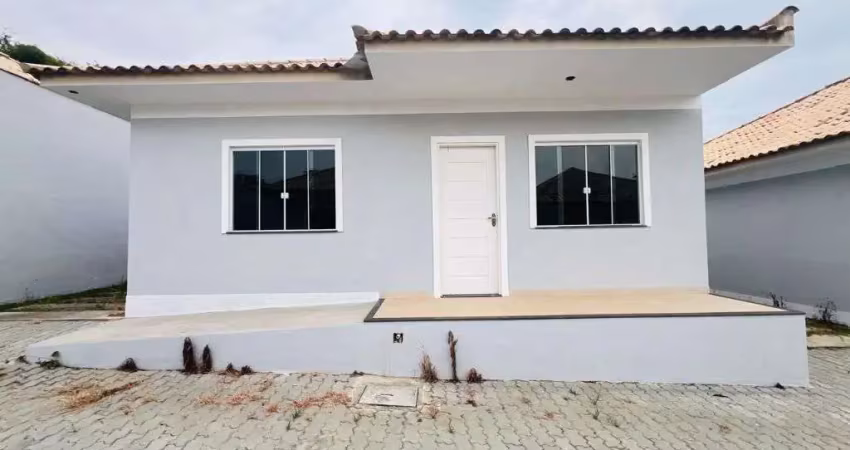 Casa com 2 dormitórios à venda, 68 m² por R$ 235.000,00 - Praia Do Hospicio - Araruama/RJ