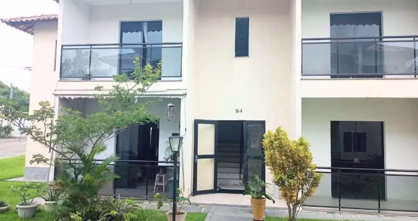 Apartamento com 2 dormitórios à venda, 74 m² por R$ 175.000,00 - Clube dos Engenheiros - Araruama/RJ