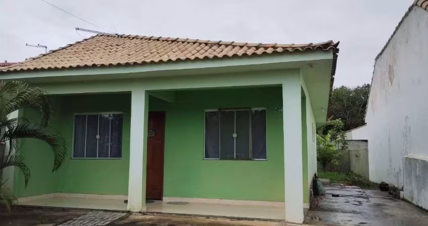 Casa com 3 dormitórios à venda, 95 m² por R$ 380.000,00 - Ubás - Iguaba Grande/RJ