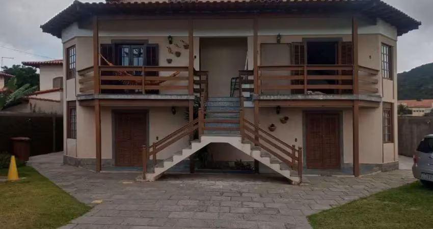 Apartamento com 3 dormitórios à venda, 90 m² por R$ 750.000,00 - Gamboa - Cabo Frio/RJ