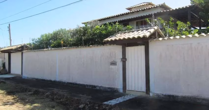 Casa com 5 dormitórios à venda, 250 m² por R$ 850.000,00 - Parque Balneário São Francisco - Cabo Frio/RJ