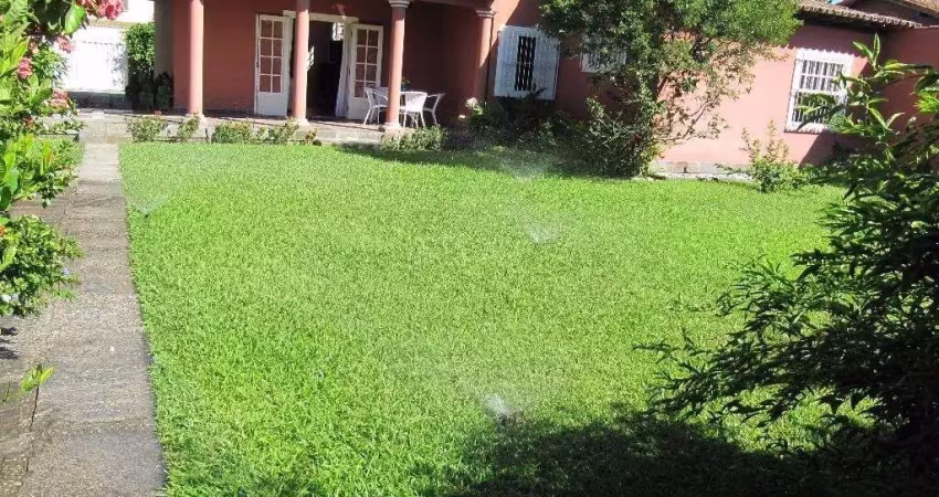 Casa com 4 dormitórios à venda, 210 m² por R$ 2.100.000,00 - Palmeiras - Cabo Frio/RJ