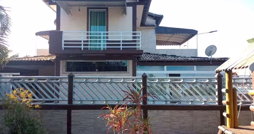 Casa com 3 dormitórios mais 02 terrenos à venda, 12.000 m² por R$ 2.500.000 - Clube Engenheiros - Araruama/RJ
