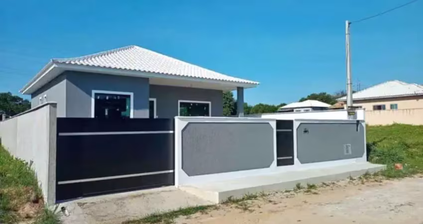 Casa com 3 dormitórios à venda, 150 m² por r$ 480.000,00 - fazendinha - araruama/rj
