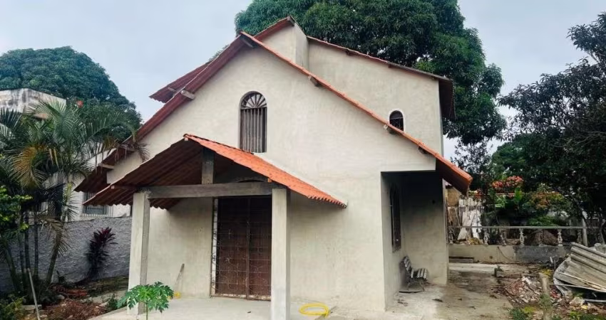 Casa com 3 dormitórios à venda, 180 m² por R$ 550.000,00 - Hawai - Araruama/RJ