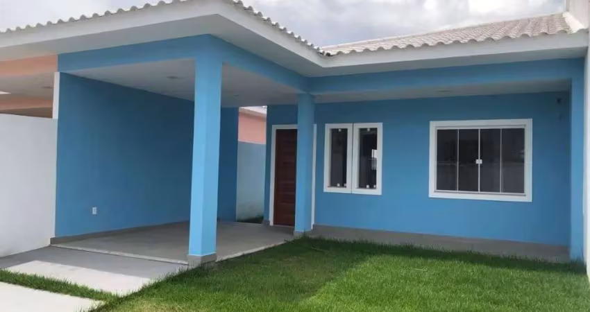 Casa com 3 dormitórios à venda, 98 m² por R$ 420.000,00 - Praia do Barbudo - Araruama/RJ