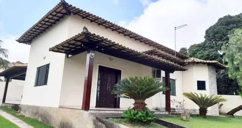 Casa com 3 dormitórios à venda, 260 m² por R$ 730.000,00 - Rio Do Limão - Araruama/RJ