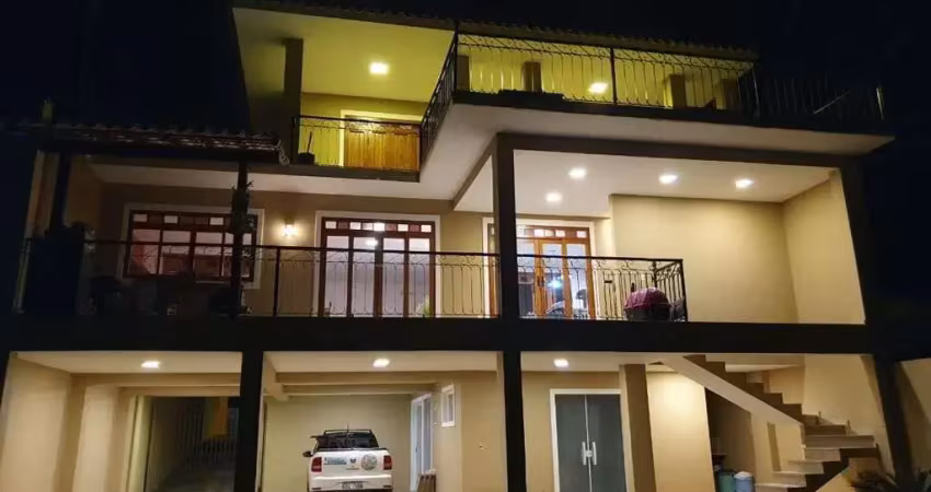 Casa com 4 dormitórios à venda, 300 m² por R$ 1.800.000 - Pontinha - Araruama/RJ