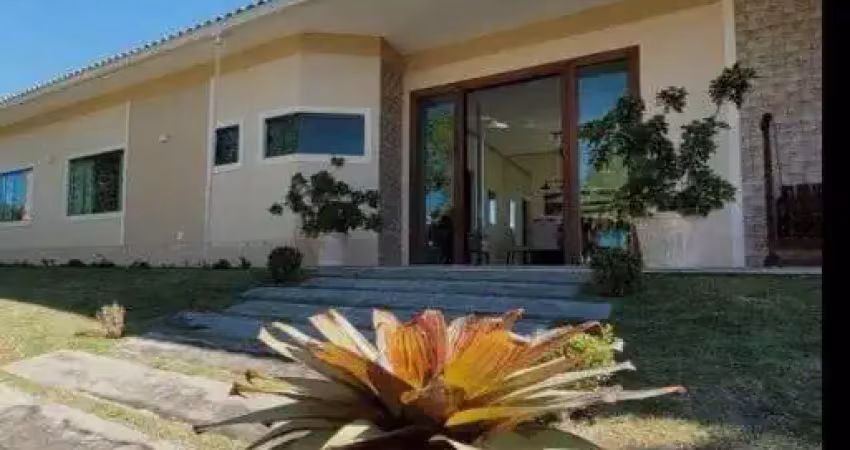 Casa com 3 dormitórios à venda, 334 m² por R$ 1.490.000,00 - Bananeiras - Araruama/RJ
