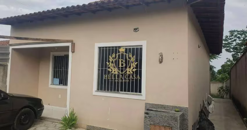 Casa residencial à venda em araruama, três vendas — 2 quartos, 3 vagas