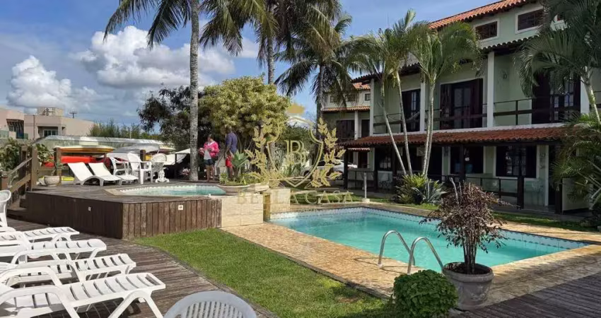 Casa triplex em condomínio fechado com vista para a lagoa – à venda por r$ 480.000,00- ogiva - cabo frio/rj