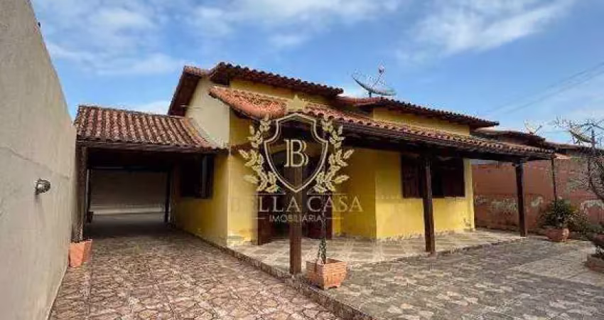 Casa independente para locação, com 2 quartos por apenas r$ 1.400,00 - fazendinha - araruama/rj