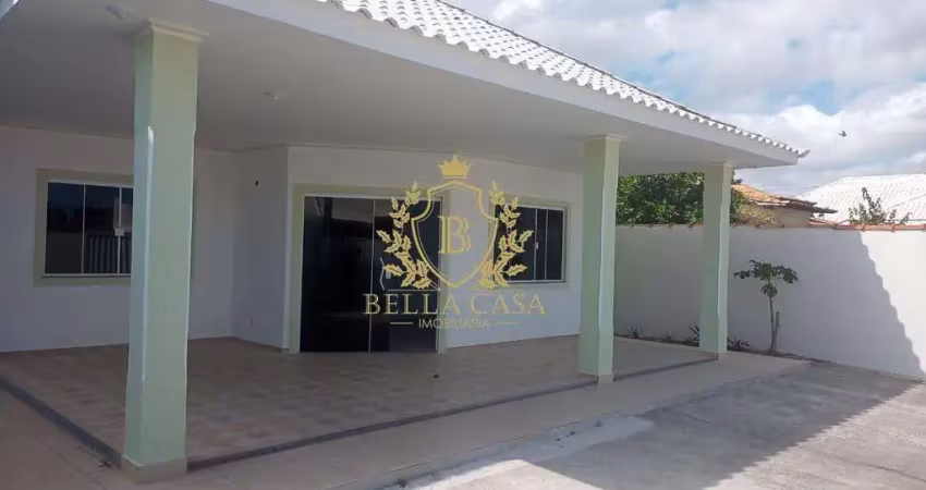 Casa em condomínio com 2 quartos, 1 suíte por r$ 650.000,00 - praia do barbudo - araruama/rj