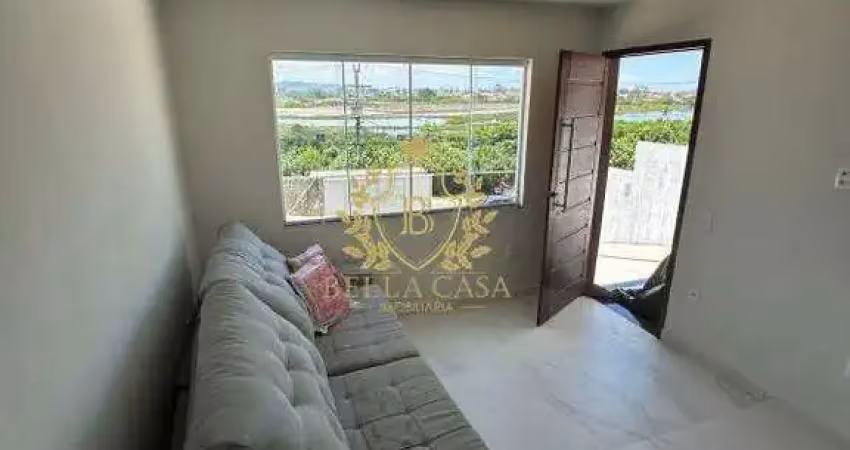 Casa duplex com 2 suítes em condomínio fechado por r$ 2.500,00/mês - guriri - cabo frio/rj